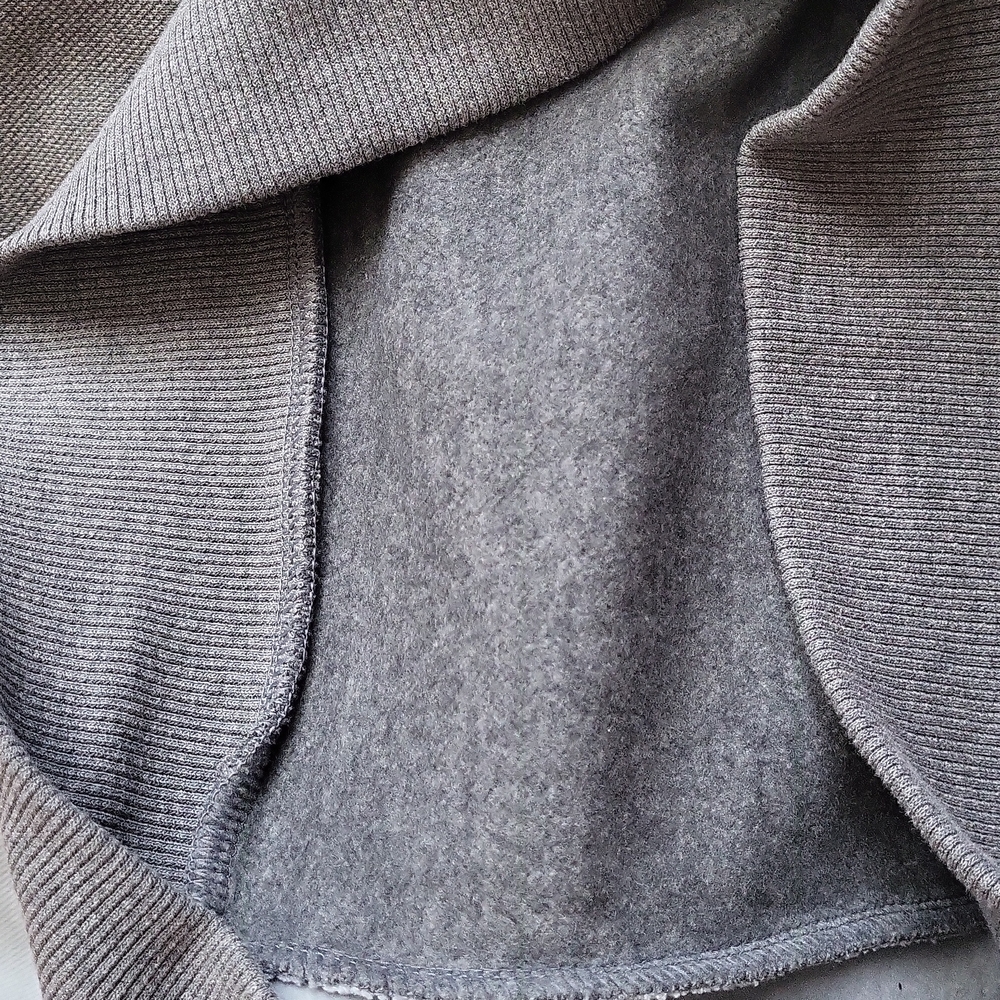 Nwt Under Armour sweatshirt - Picture 6 of 6